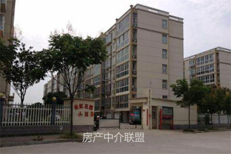 纯边户业主急售！万达广场旁东方今典精装3房随时看房